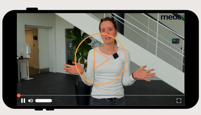 Thumbnail af statistik-video på en telefon 